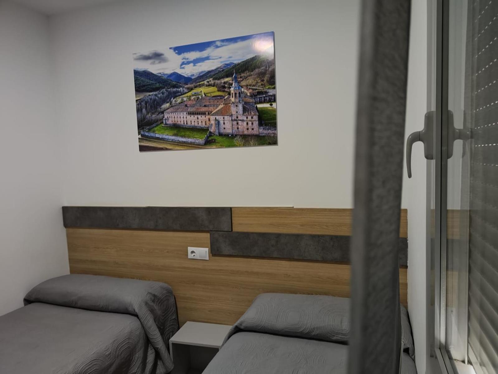 Hostal Rioja Condestable Logroño Exteriör bild