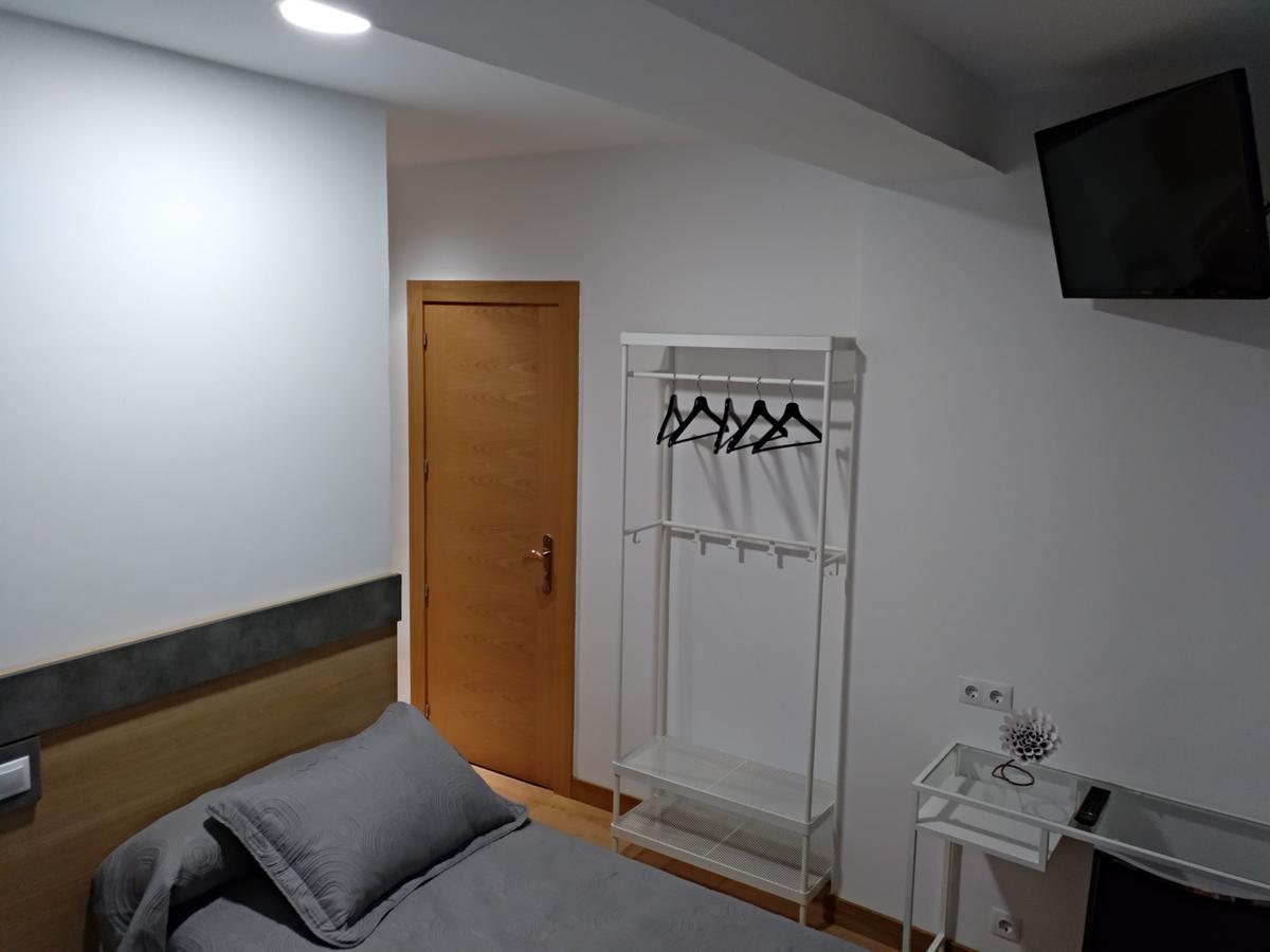 Hostal Rioja Condestable Logroño Exteriör bild
